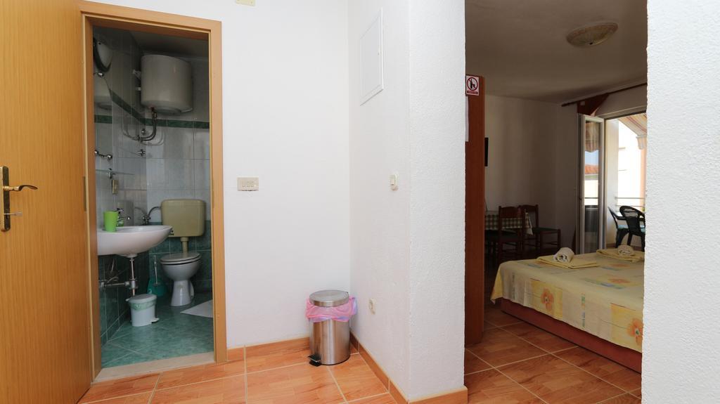 Apartments Antoneta ماكارسكا المظهر الخارجي الصورة